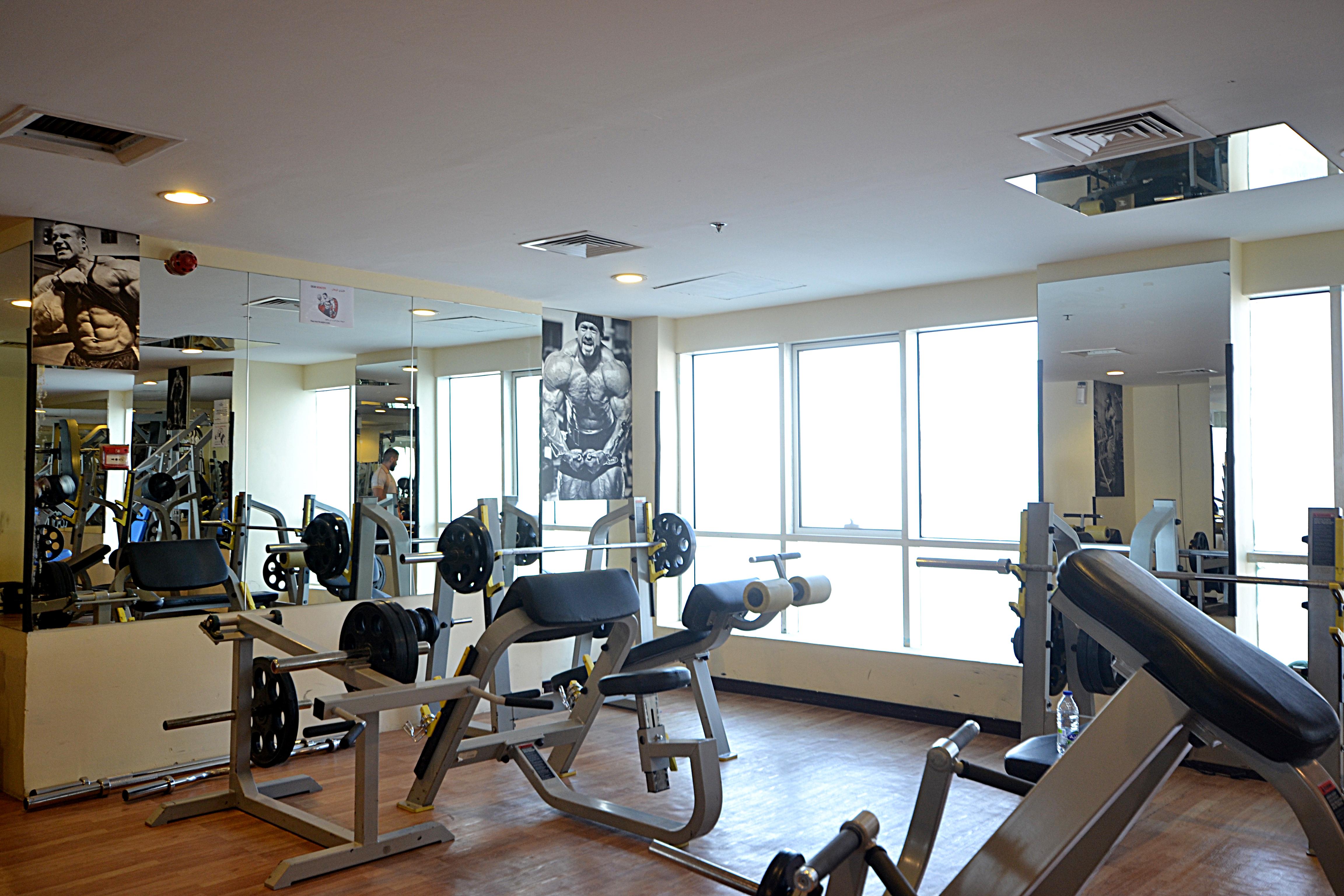 Aryana Hotel 4*